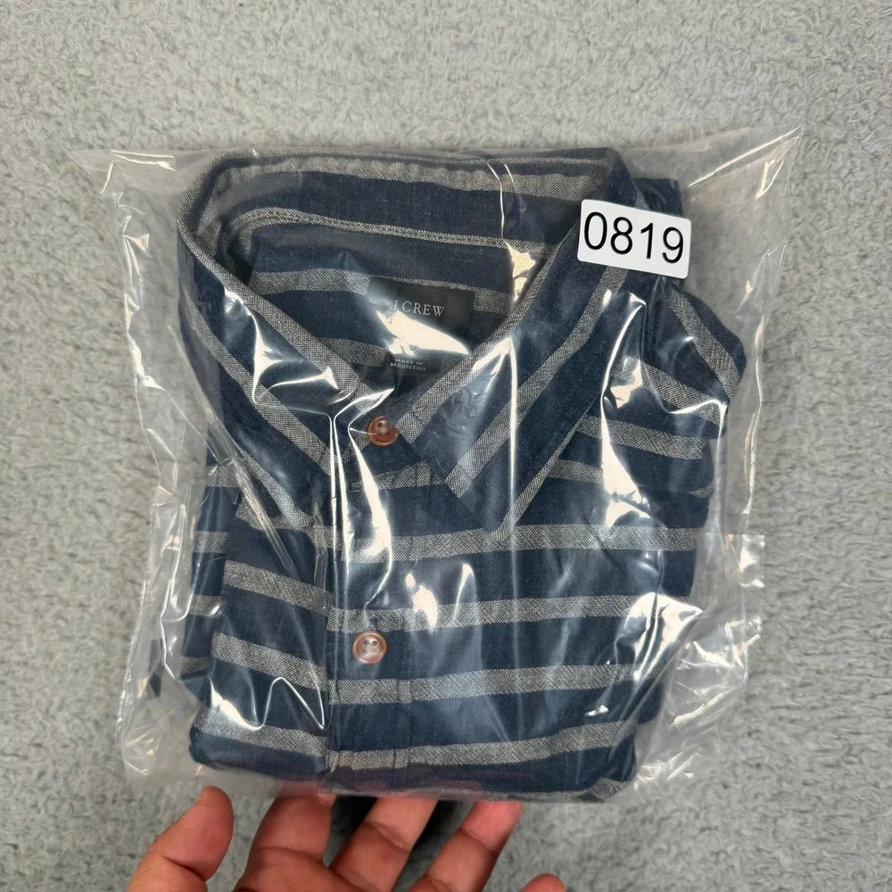 J. Crew Mens Short Sleeve Striped Button Down Shirt Navy Blue Grey‎ Small Summer